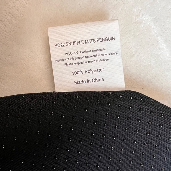 Merry and Bright snuzzle Interactive Puzzle Mat for Dogs - Picture 6 of 8